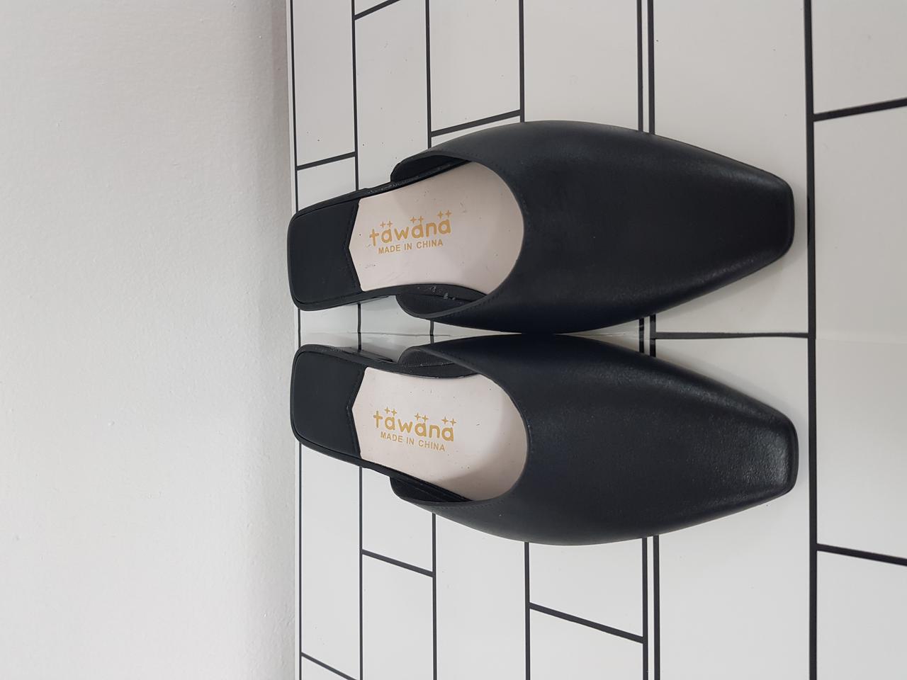 여성 가볍고 발 편한 블랙 슬리퍼 뮬