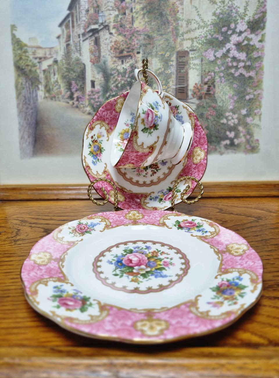 영국산 로얄알버트 레이디칼라일 트리오세트