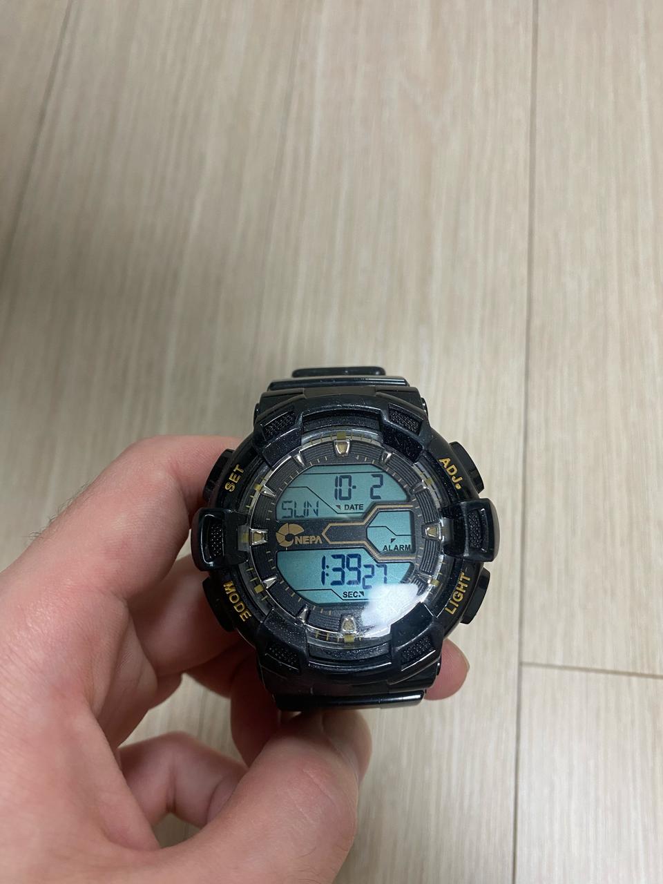 NEPA N224 시계