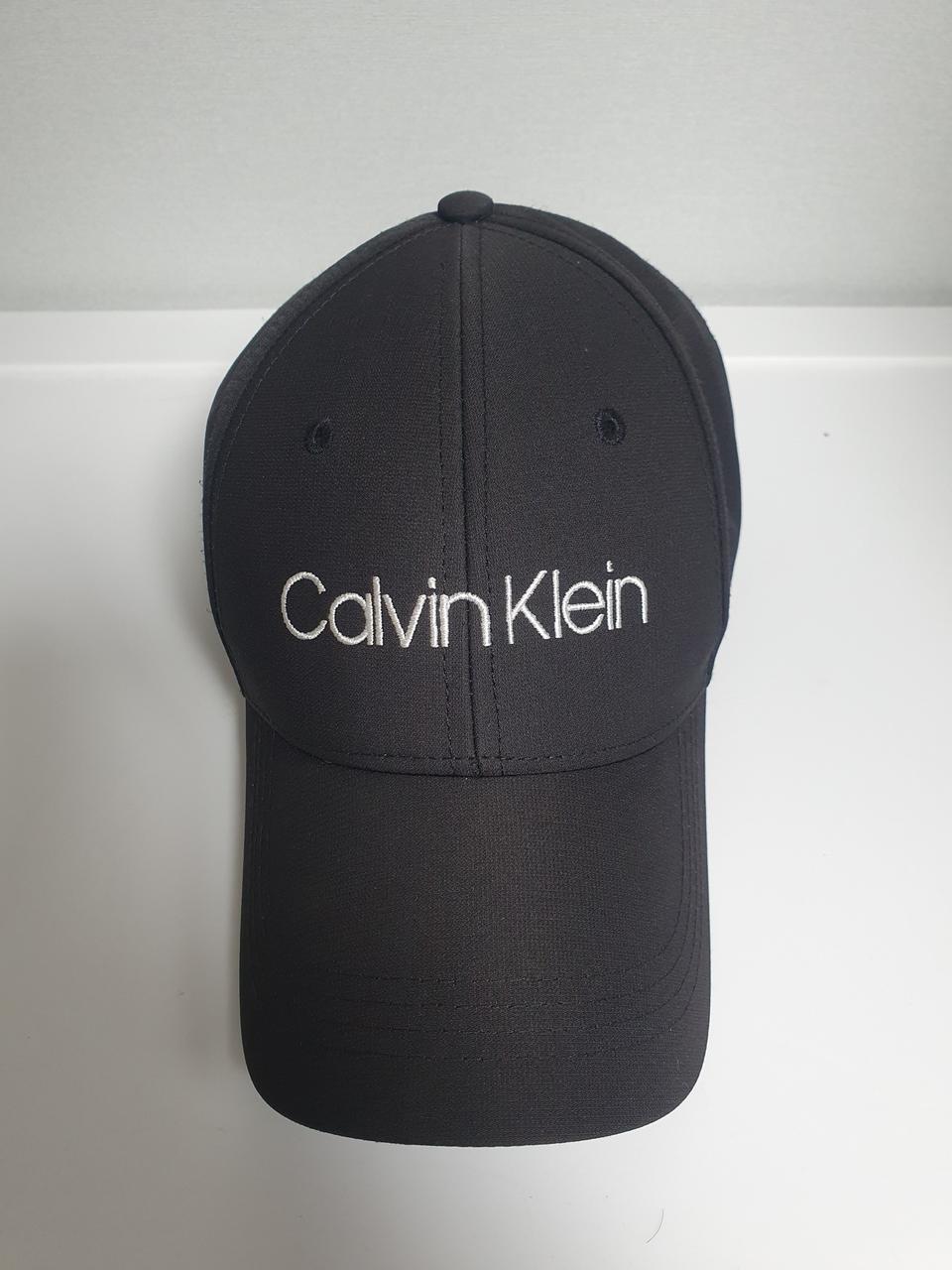 Calvin Klein 모자