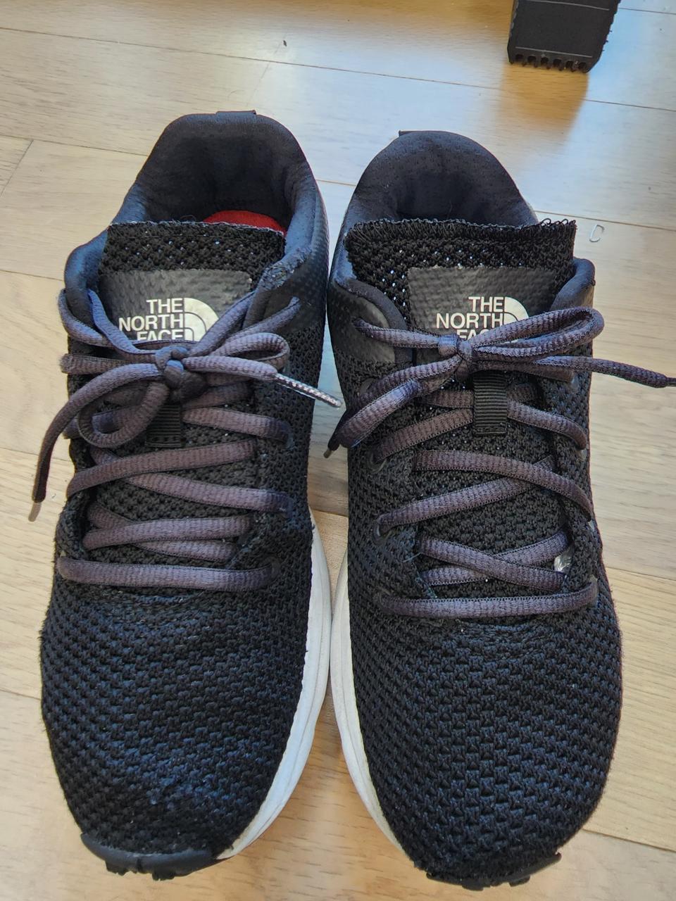 노스페이스 운동화 245