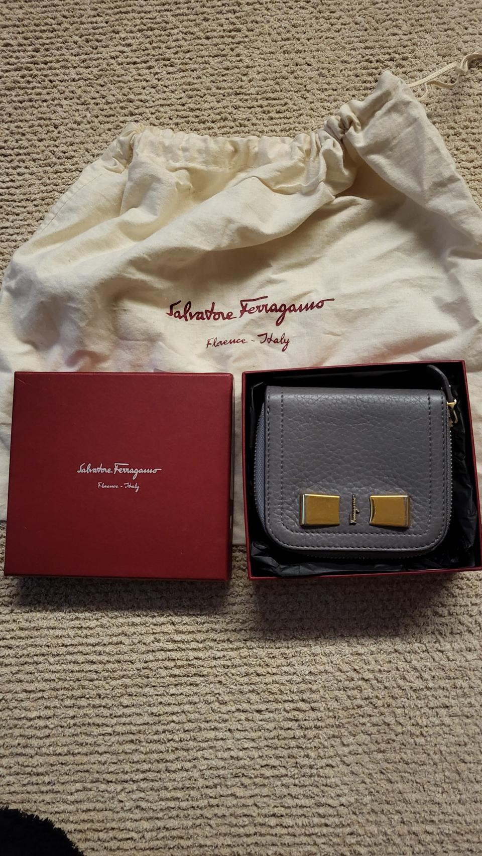 페레가모 (정품) 반지갑