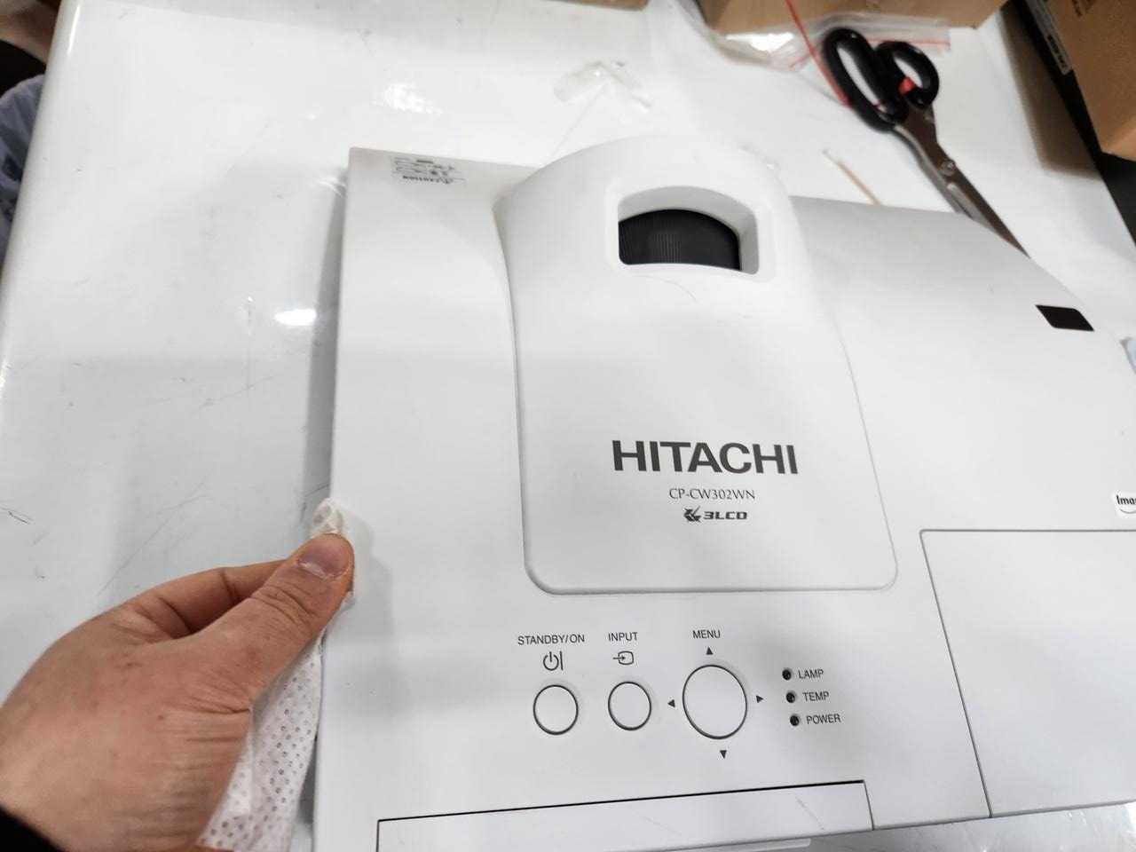 극단초점 히다치중고빔프로젝터