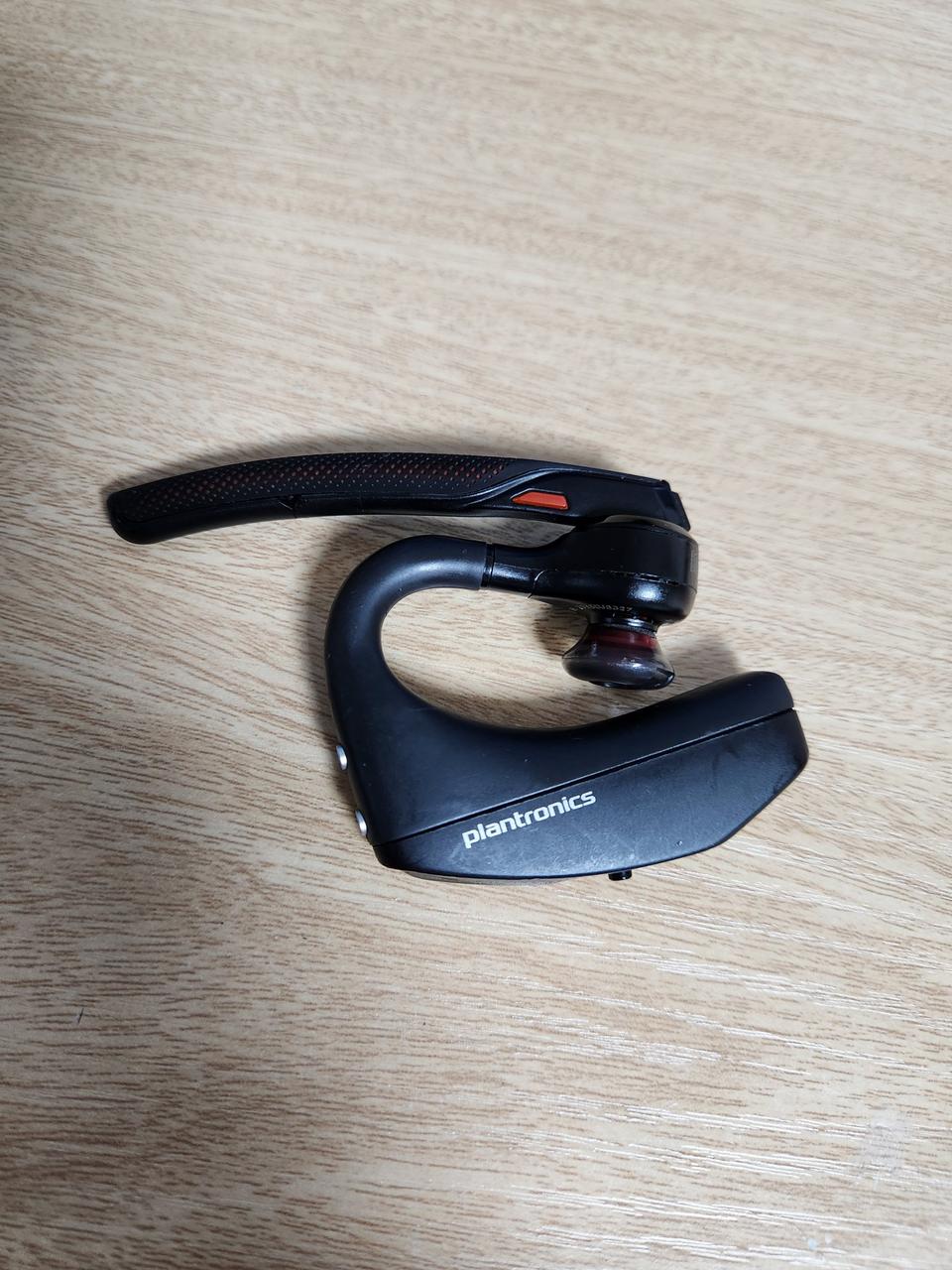 플랜트로닉스 블루투스이어폰