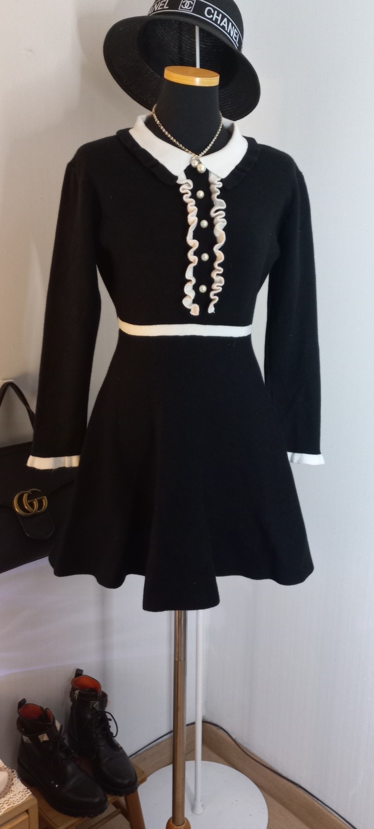 톡톡니트스판원피스