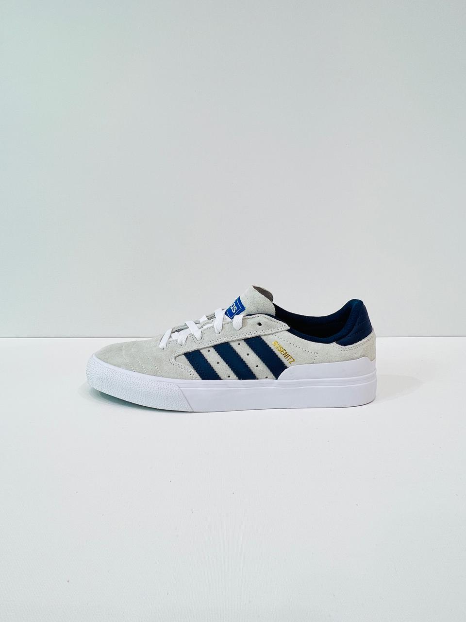 아디다스 - 부세니츠 275