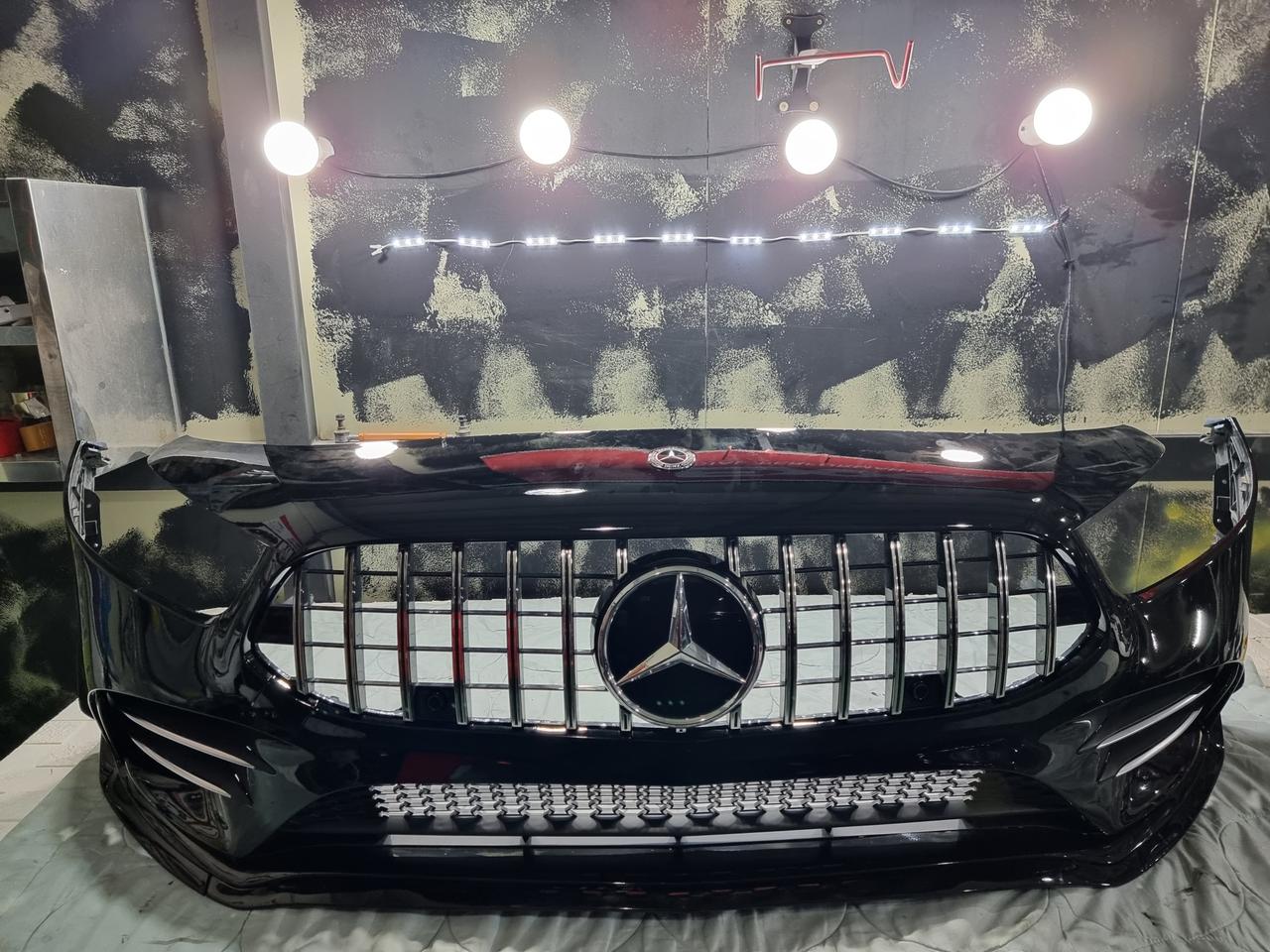 벤츠 A35 AMG(W177) 프론트범퍼 판매합니다(그릴제외)