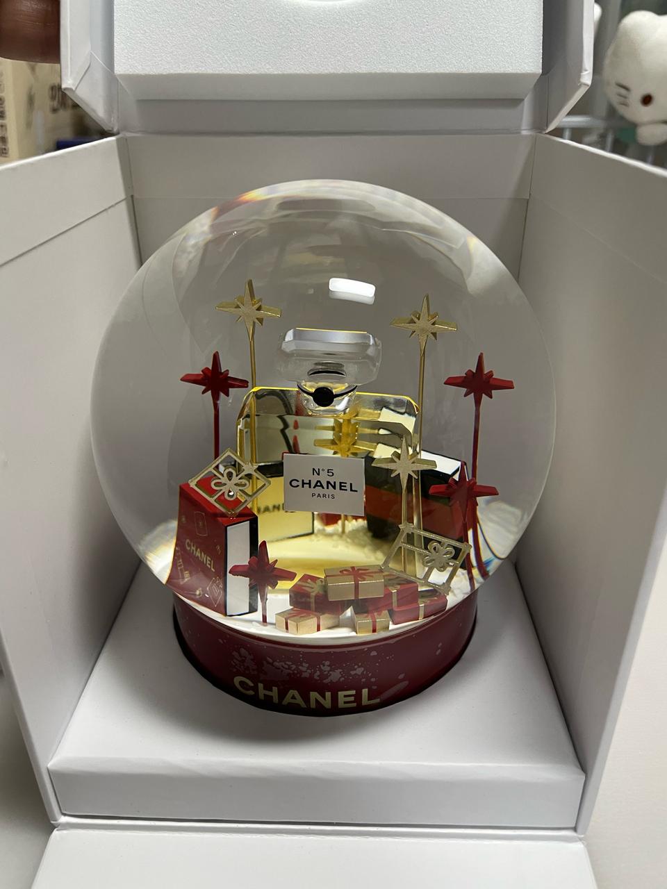샤넬뷰티 vip연말선물 스노우볼