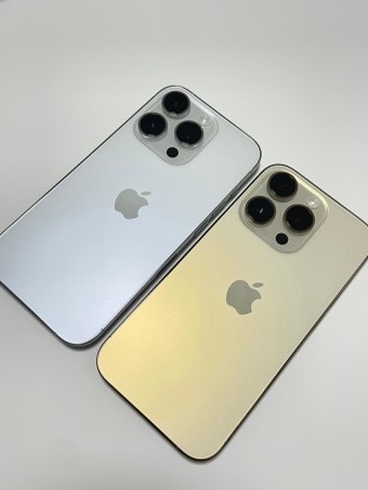 아이폰14프로 128기가 풀박스 개봉제품 골드,실버 아무거나 다 삽니다
