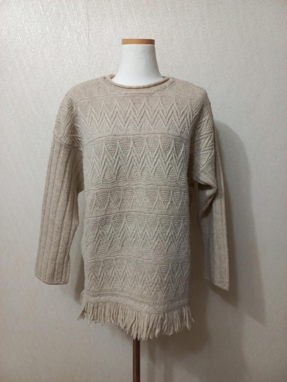 시슬리(sisley) 여성 울 니트 팝니다.