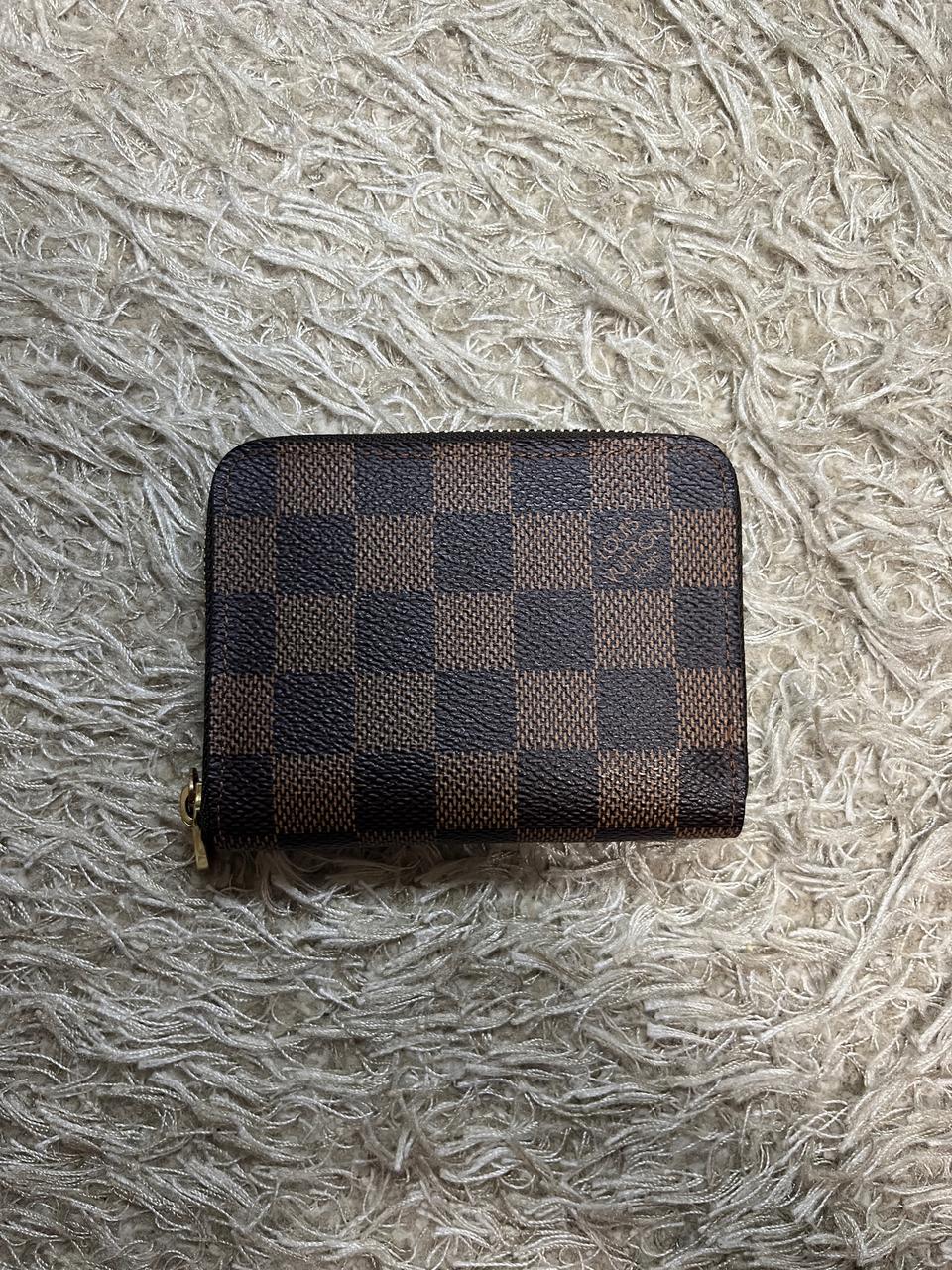 루이비통 코인퍼스 지갑 새상품급