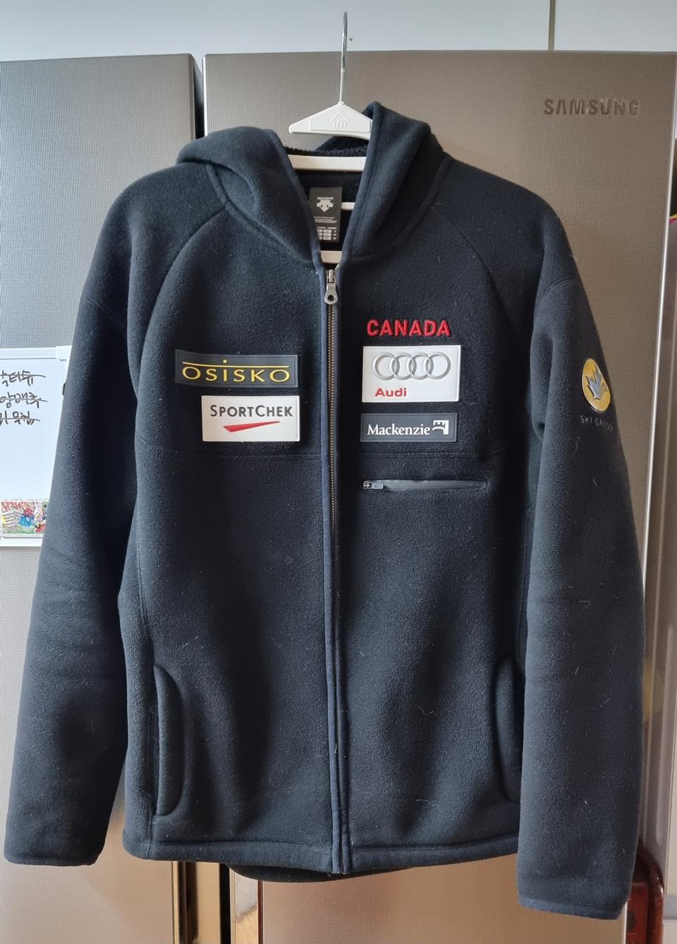 데상트 후리스 자켓 100