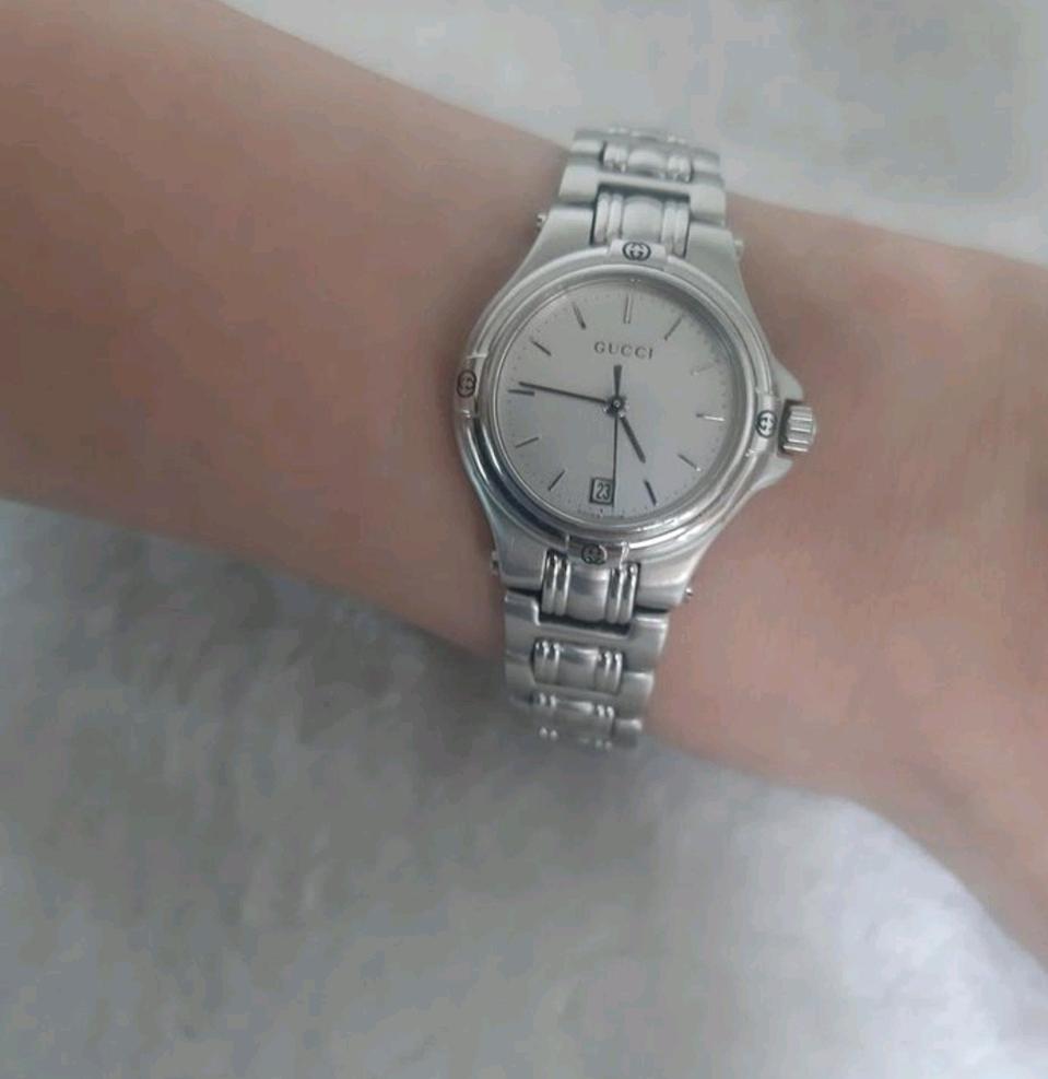 구찌 정품 9040L 화이트 써클 실버 명품시계깔끔컨디션☆