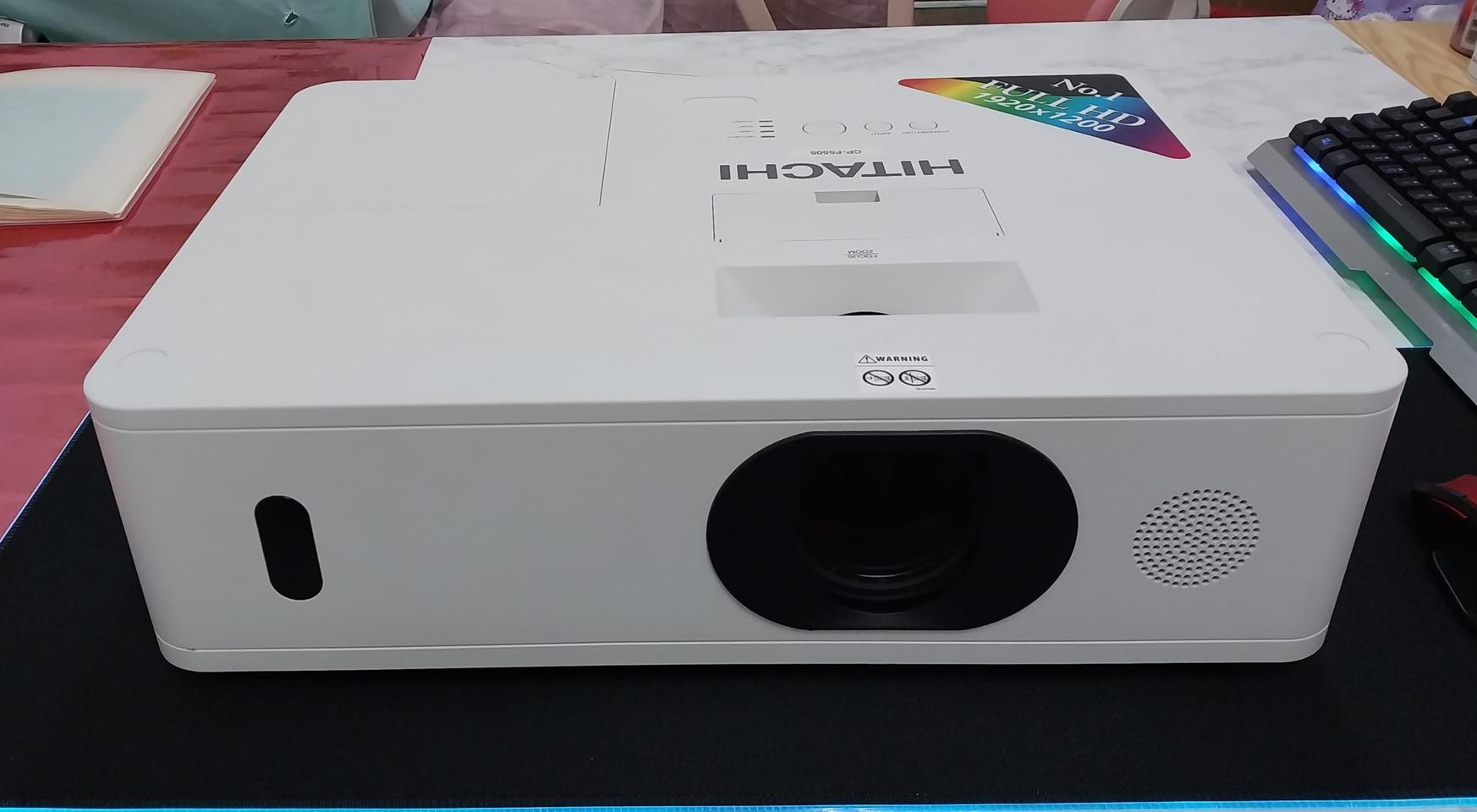 히타치 5200안시 풀HD 빔프로젝터 CP-F5505 팝니다