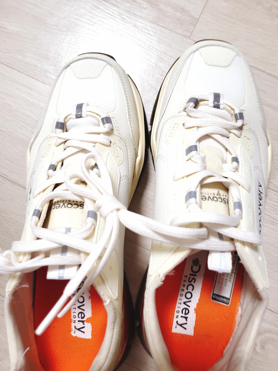 디스커버리 공용 버킷 디워커 운동화