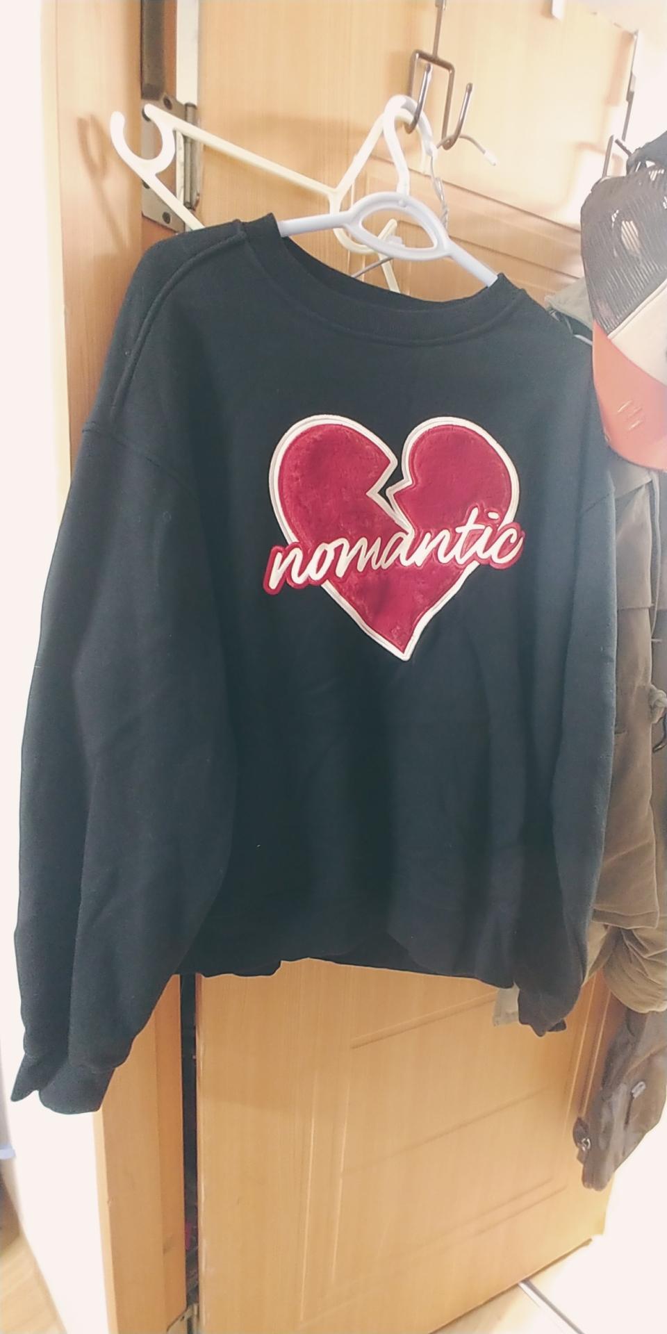 비욘드 클로셋 맨투맨