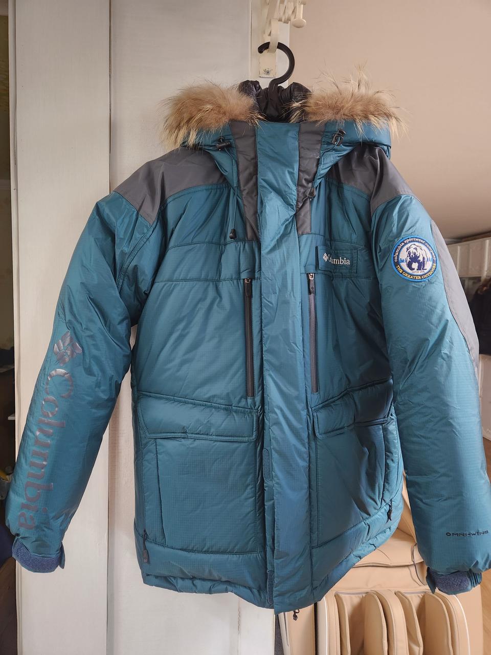 ☆컬럼비아 헤비구스다운 95M사이즈☆