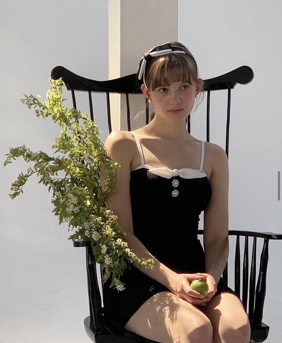 파리앤뉴욕(파뉴) 까멜리아 모노키니 블랙 수영복