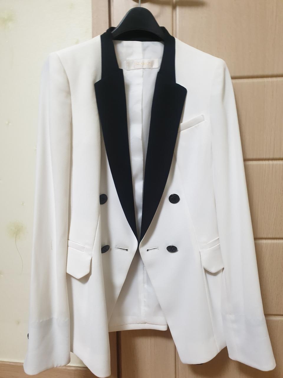 씨씨콜렉트자켓