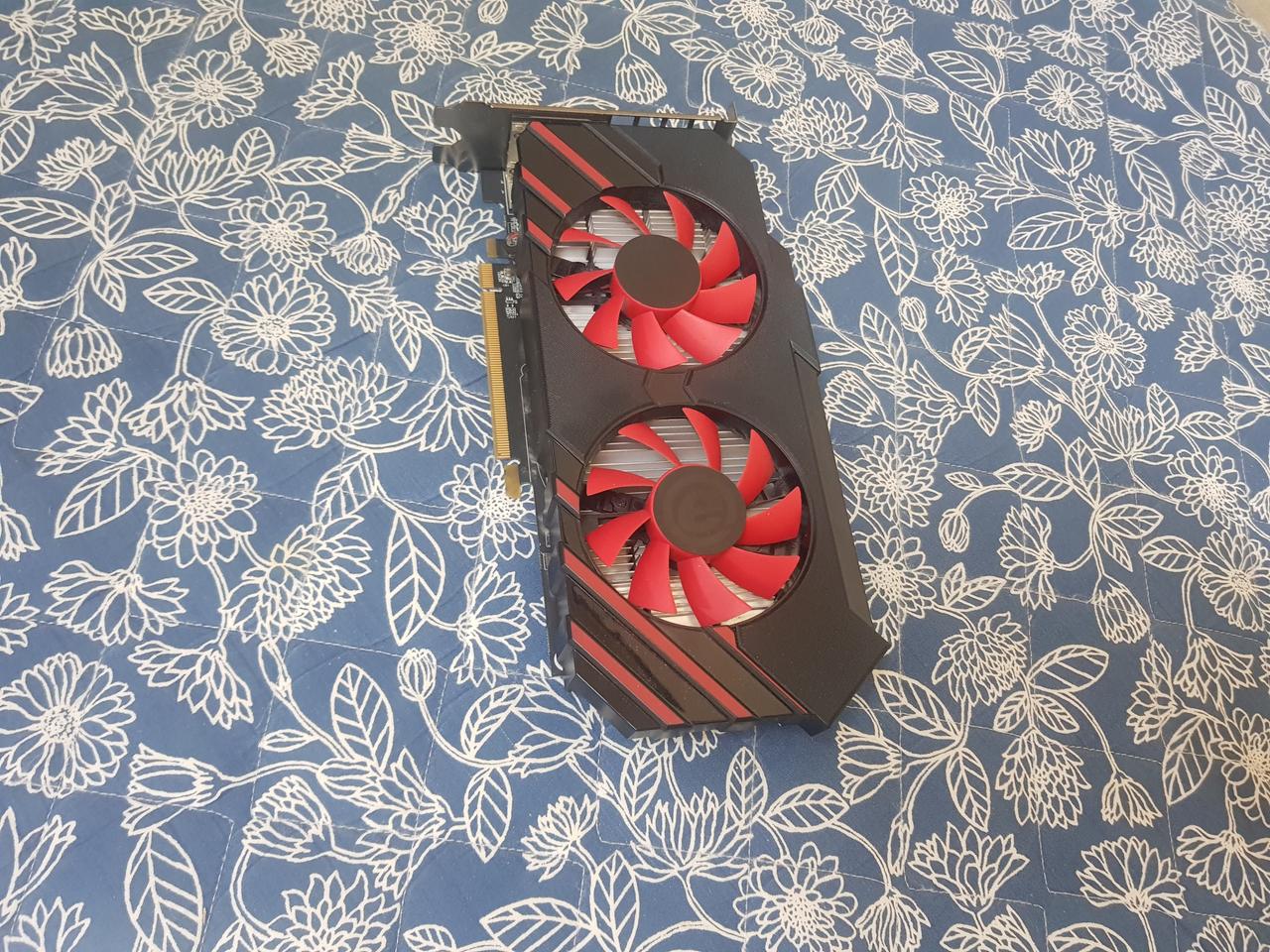 그래픽 카드 GTX-750