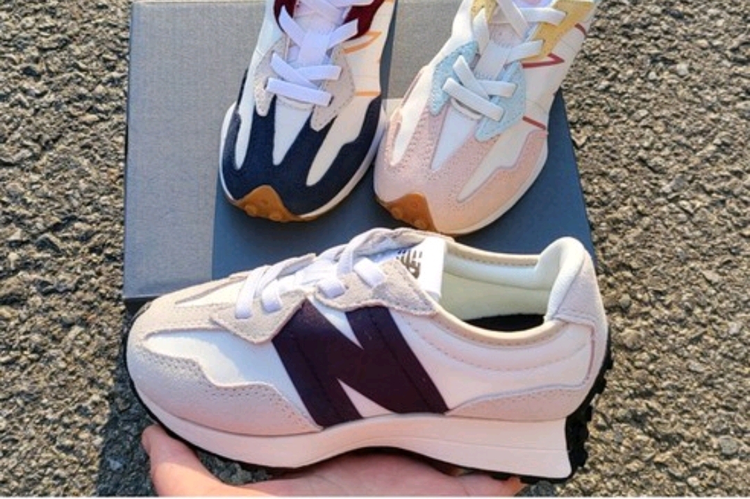 국내매장판 뉴발란스 키즈 운동화(220사이즈)