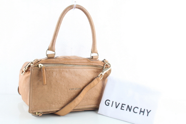 지방시 PANDORA 판도라 베이지 타조가죽 미디움 크로스바디 숄더백 B3767