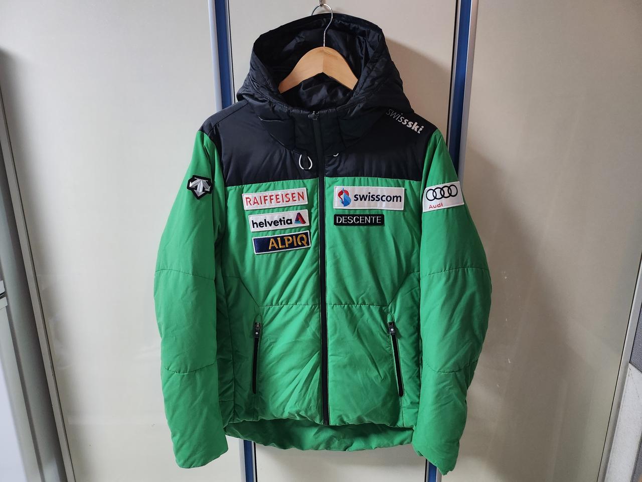 [95] 데상트 아우디 오리털 경량 패딩 (정품)