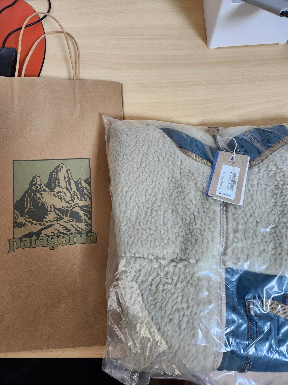 (새제품) 파타고니아 클래식 레트로S