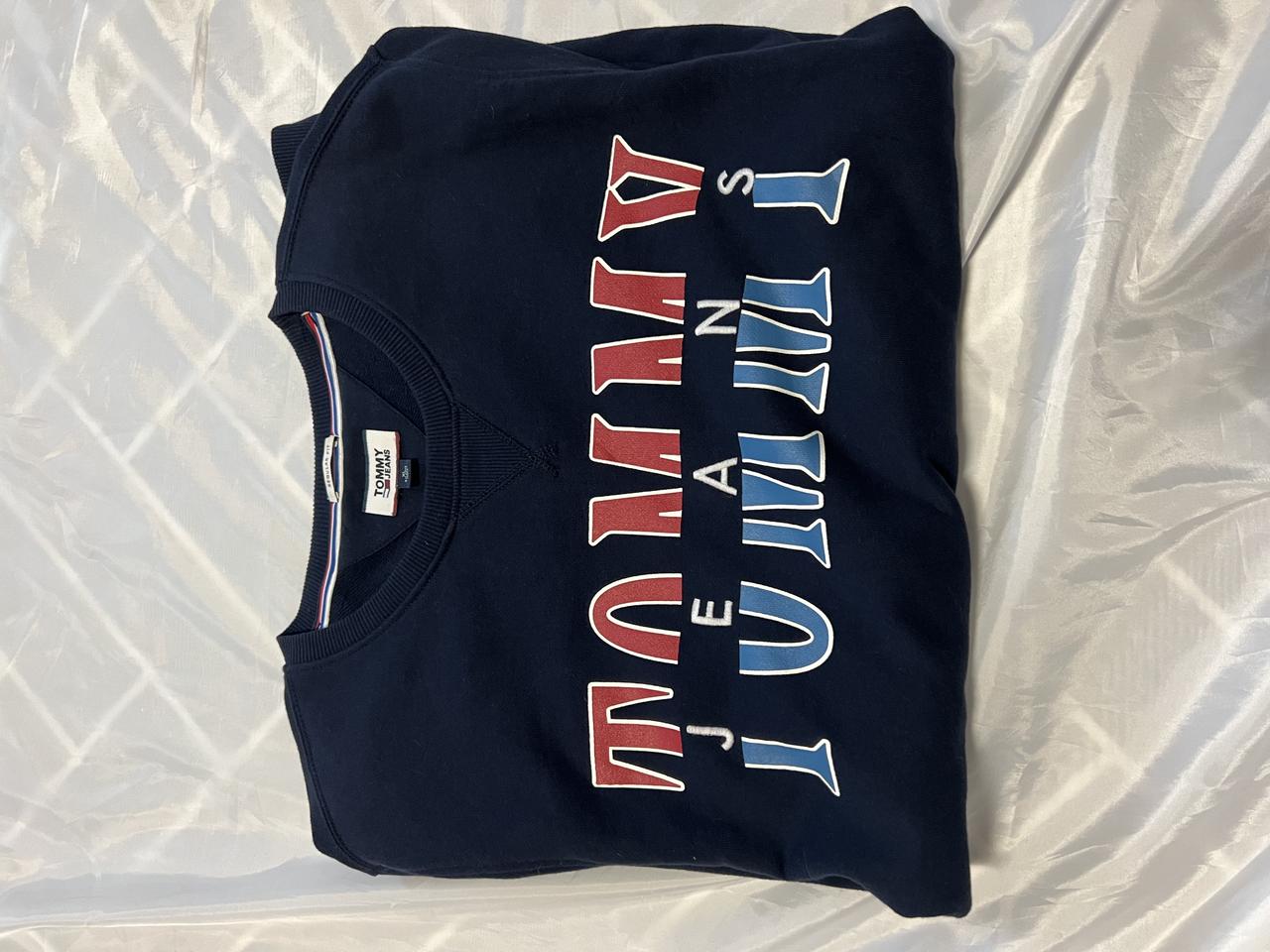 타미힐피거 맨투맨 105