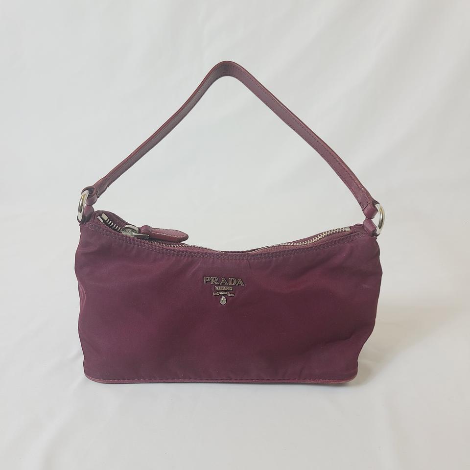 정품 프라다 테수토 파우치백