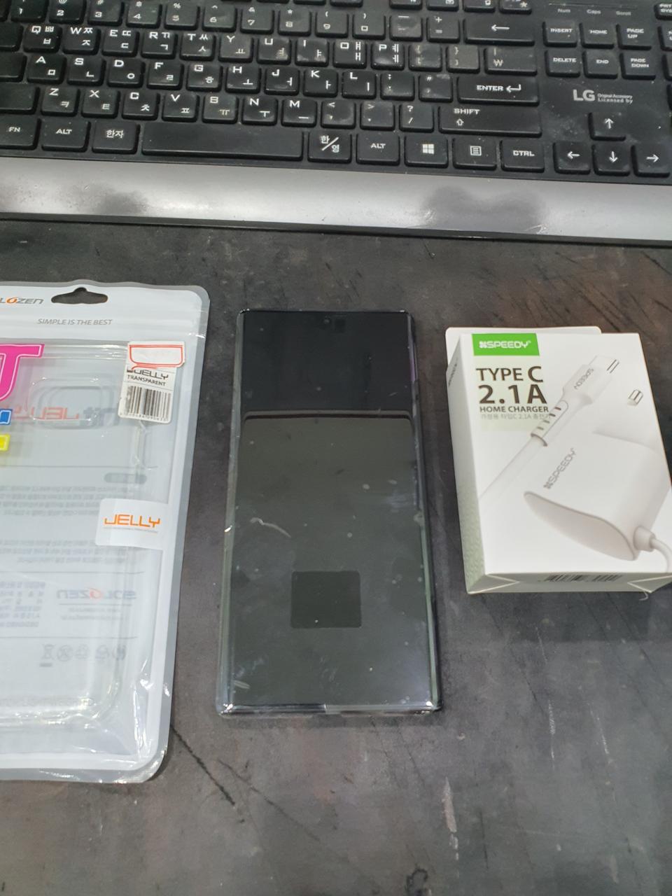 리퍼후미사용 갤럭시노트10플러스 256G 블랙 셋트 판매합니다 N976S
