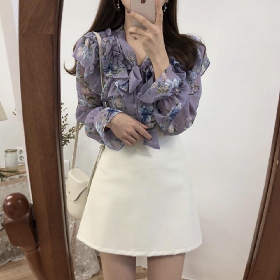 (새상품)플라워 타이넥 블라우스