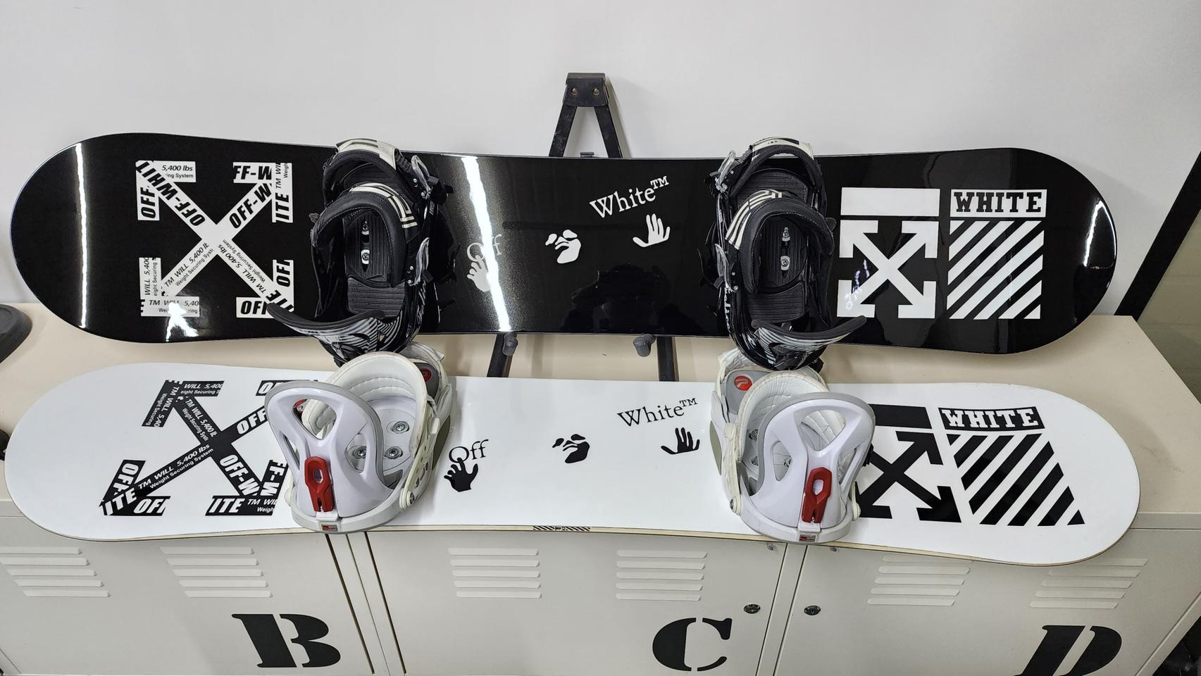 오프촤이트 커스텀  커플보드+바인딩 팝니다