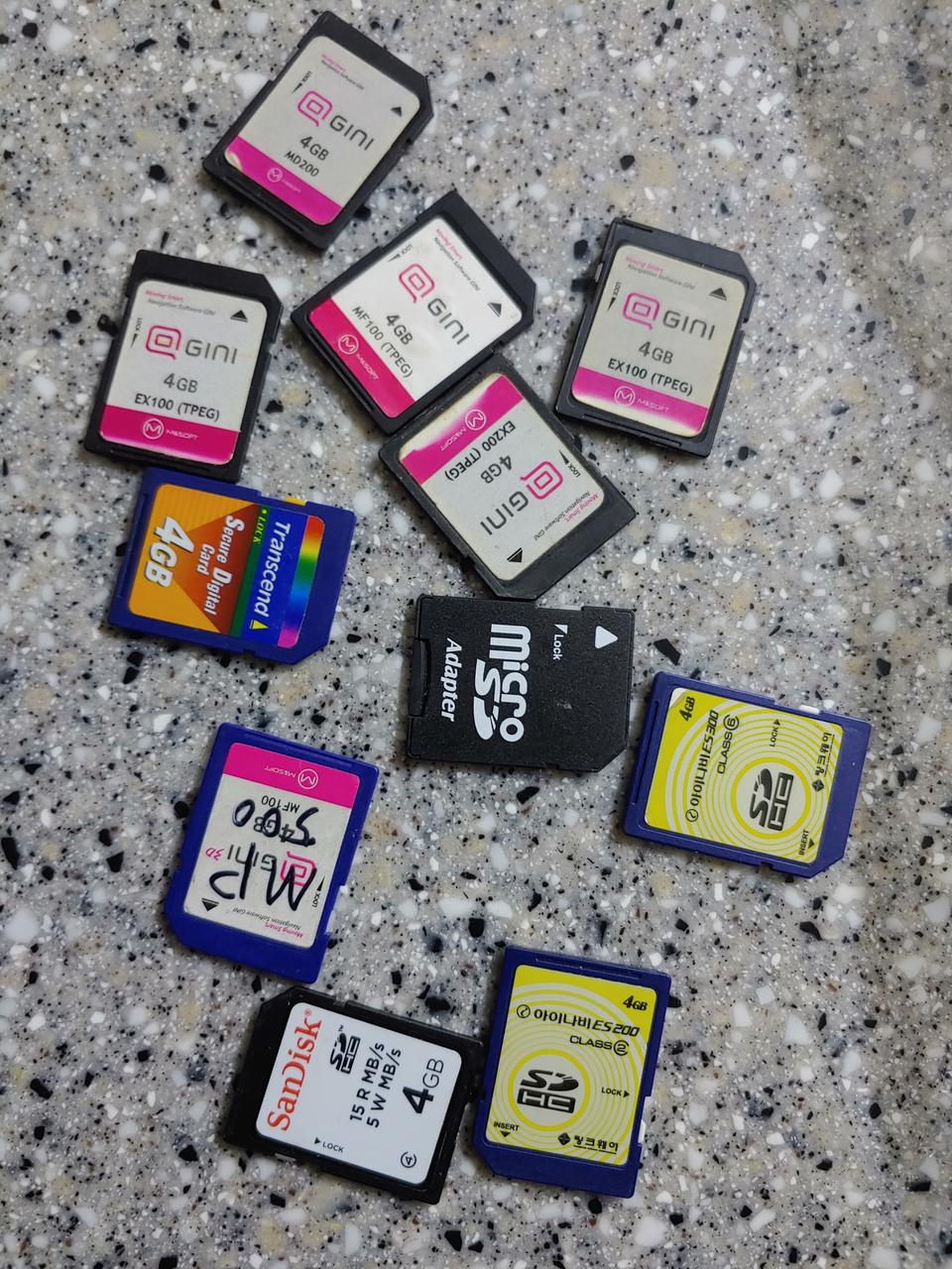 sd메모리카드 4g 1개3000원