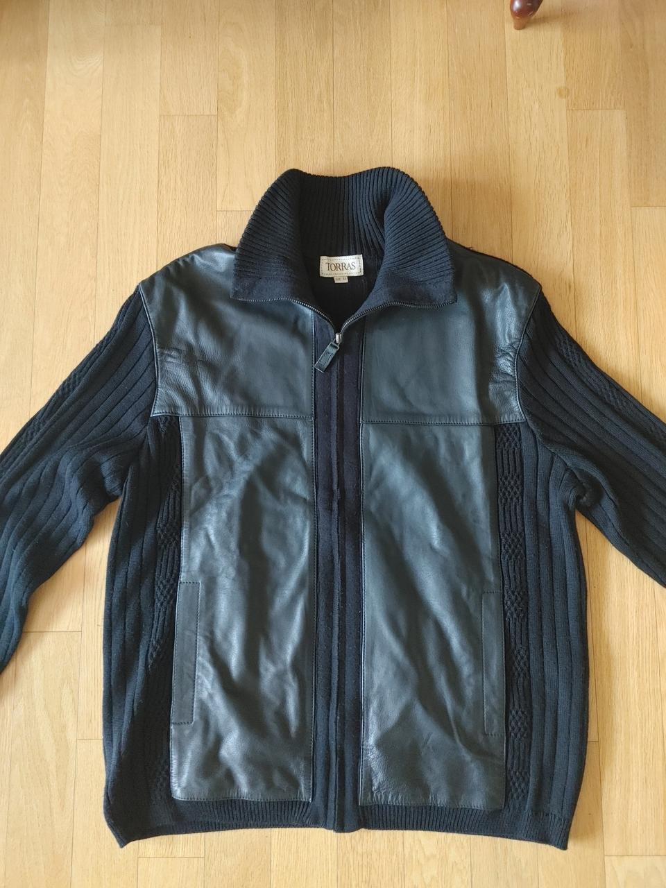 양가죽 니트 집업 가디건 자켓 팝니다