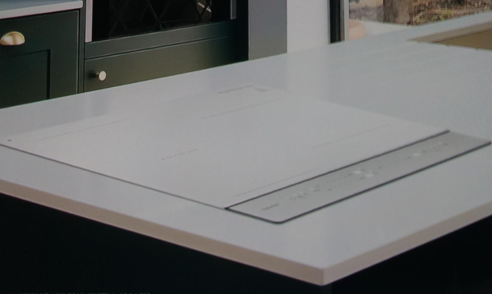 쿠쿠 인덕션3구 화이트 셰프 스틱 CIR-EP301FW