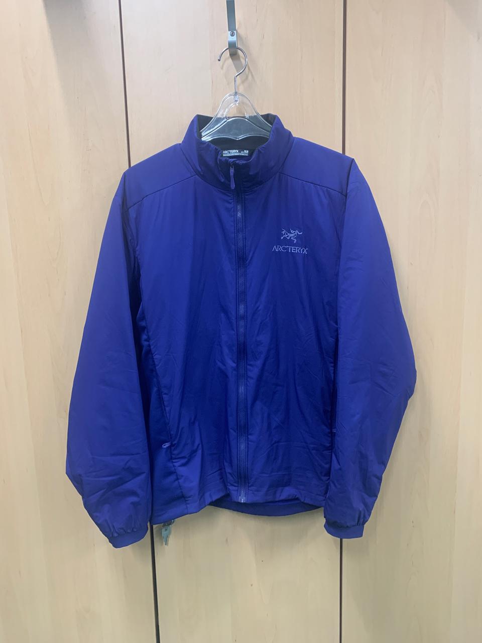 아크테릭스 아톰 lt 논후디 스쿼드잉크 squid ink