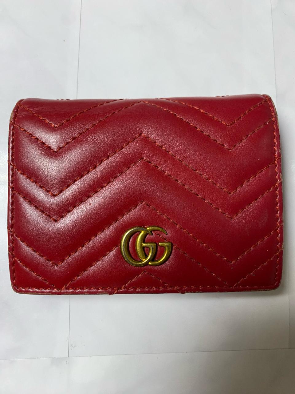 구찌 마몬트 마틀라쎄 여성 중지갑