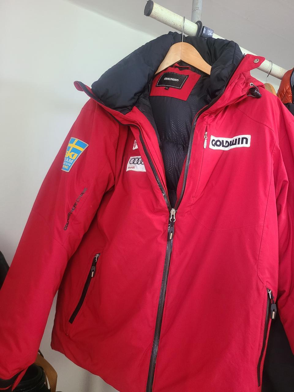 골드윈 스키 패딩