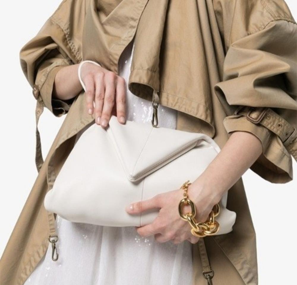 보테가베네타 클러치 새상품 가격내림