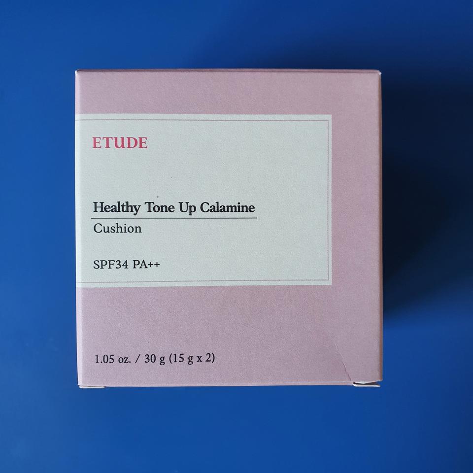 새상품 ㅡ 에뛰드 헬씨 칼라민 톤업쿠션 판매합니다