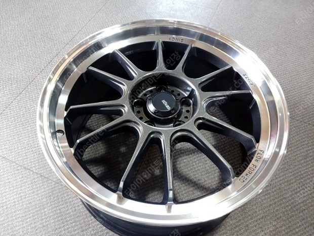 코닉 하이퍼그램 18인치 신품한대분 판미니