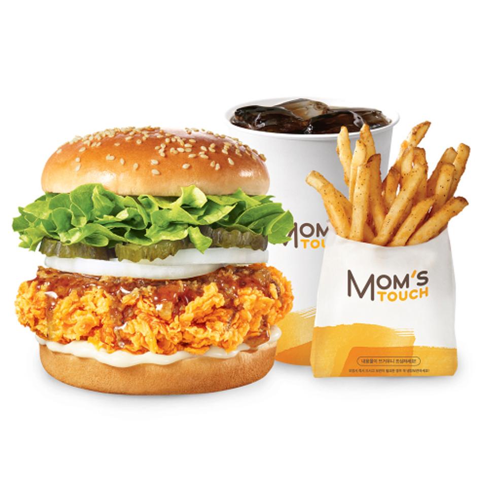 맘스터치 싸이버거세트 판매합니다
