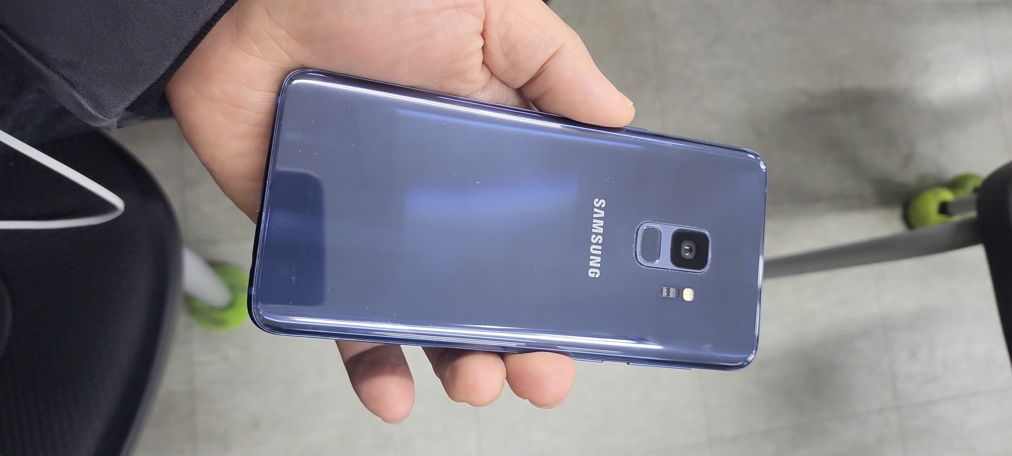 갤럭시S9 블루 상태 좋아요