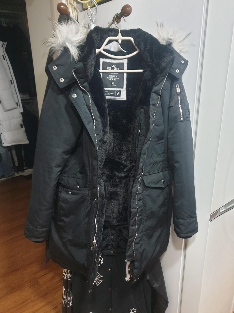 홀리스터 여성 대장급 반코트식 고급 잠바 95 M 거의 새거요 해외 정
