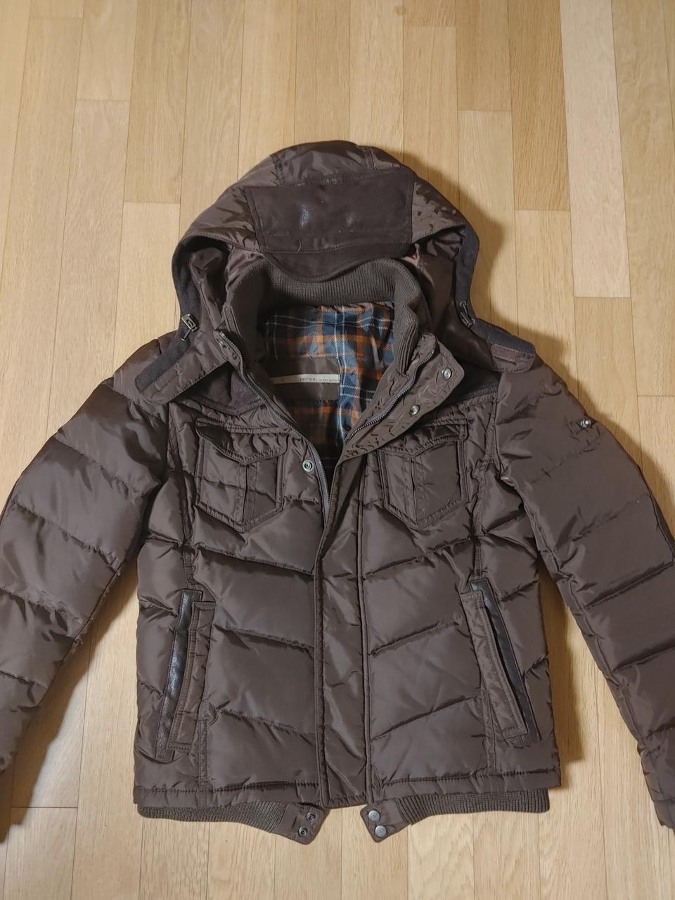 시리즈 다운 패딩 점퍼 자켓 팝니다