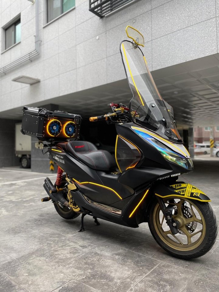 점검완료)PCX 21년식 abs모델 풀튜닝 전국 어디... | 헬로마켓