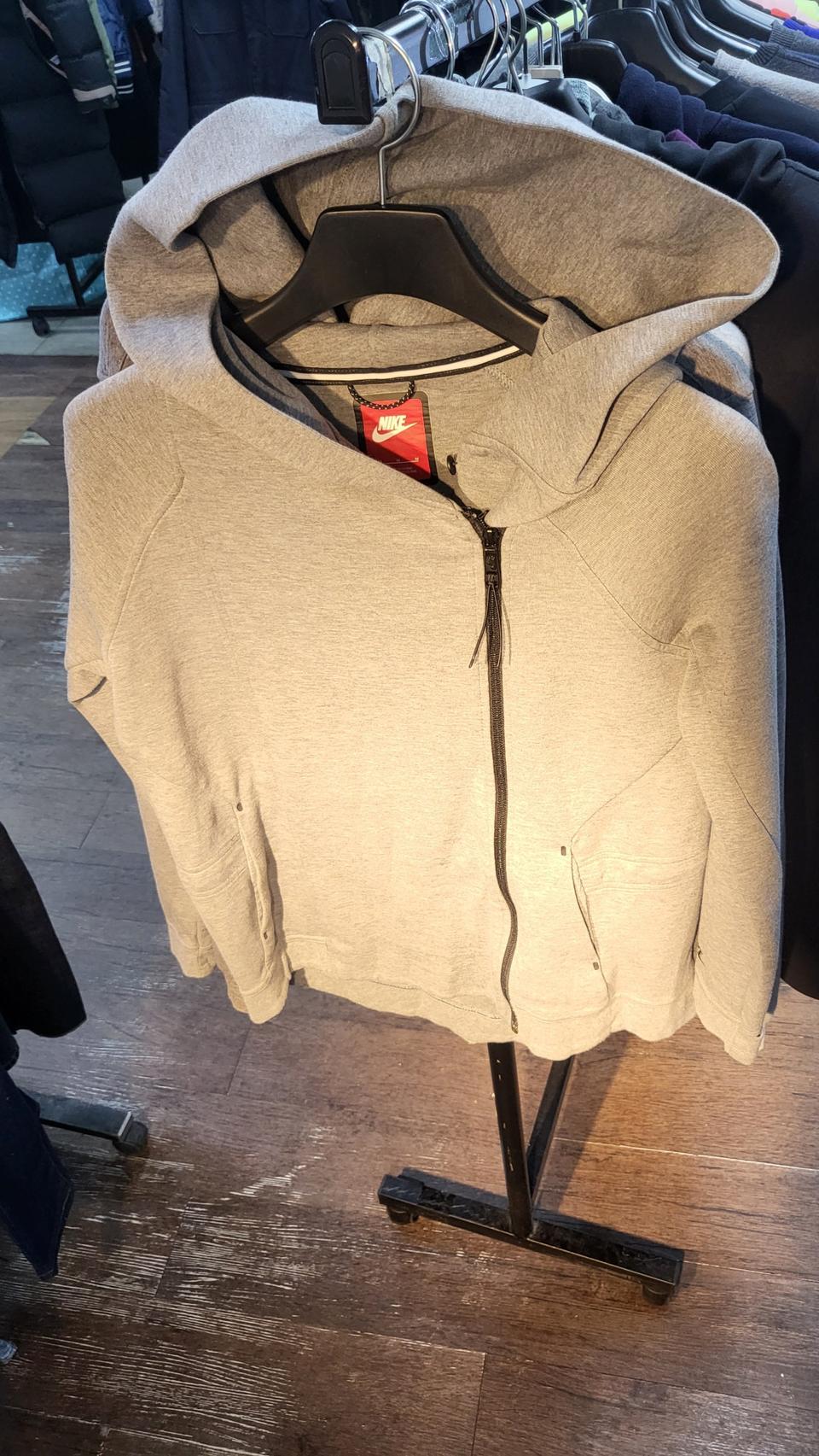 나이키정품후드집업여성  (사이즈참고하세요)