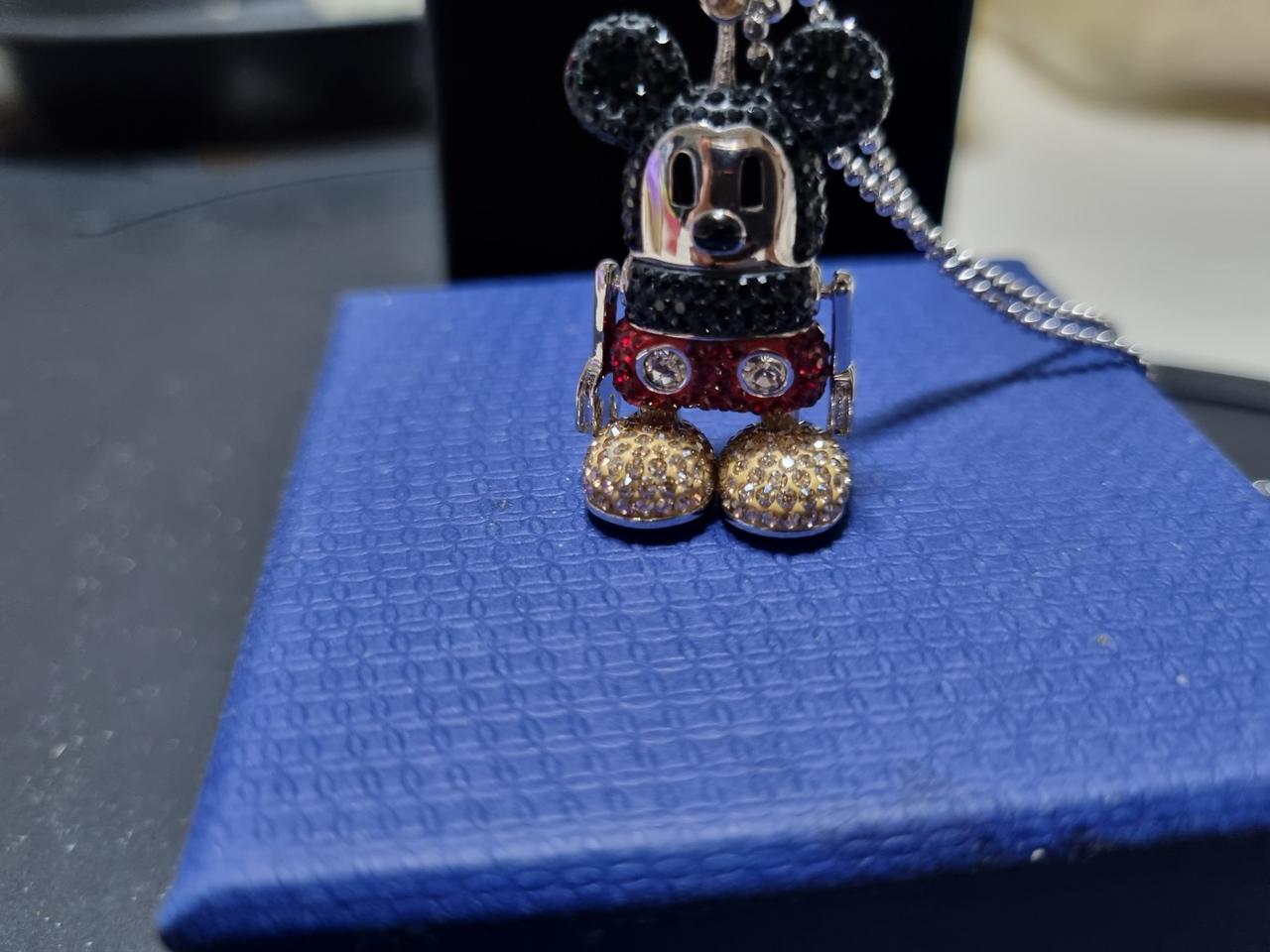 정품 스와로브스키 미키목걸이 한정판