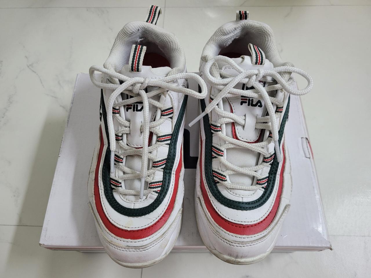 휠라 레이 235mm 운동화